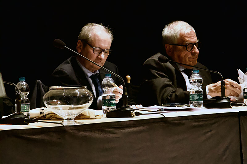 0a84560d-a388-4621-83f0-ea27366cb0e4